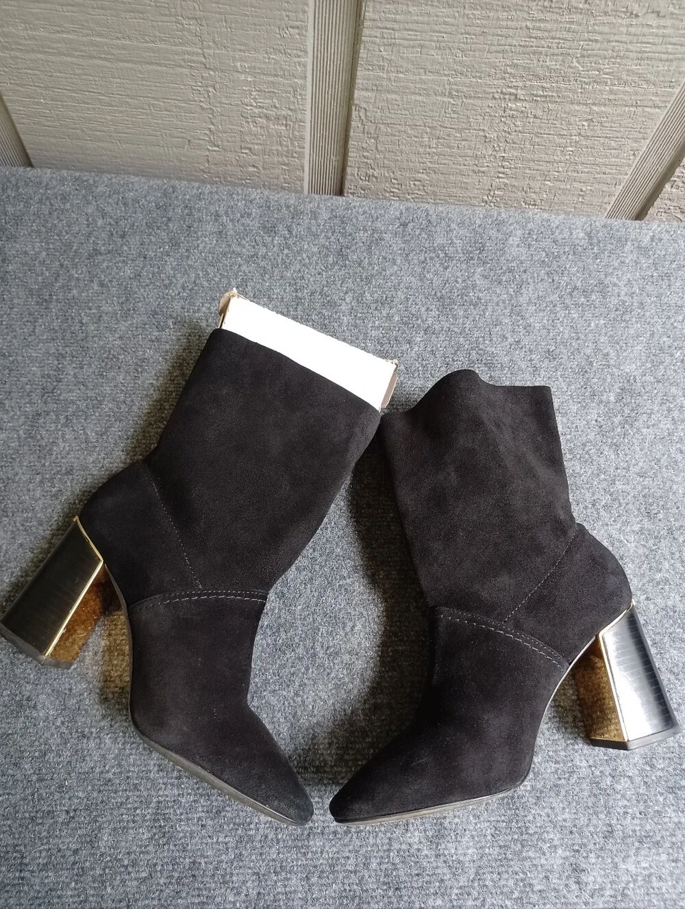 Tory Burch GIGI 85 MM Suede Slouch Knot Boot Size 7 Women In Black Quiet Luxury